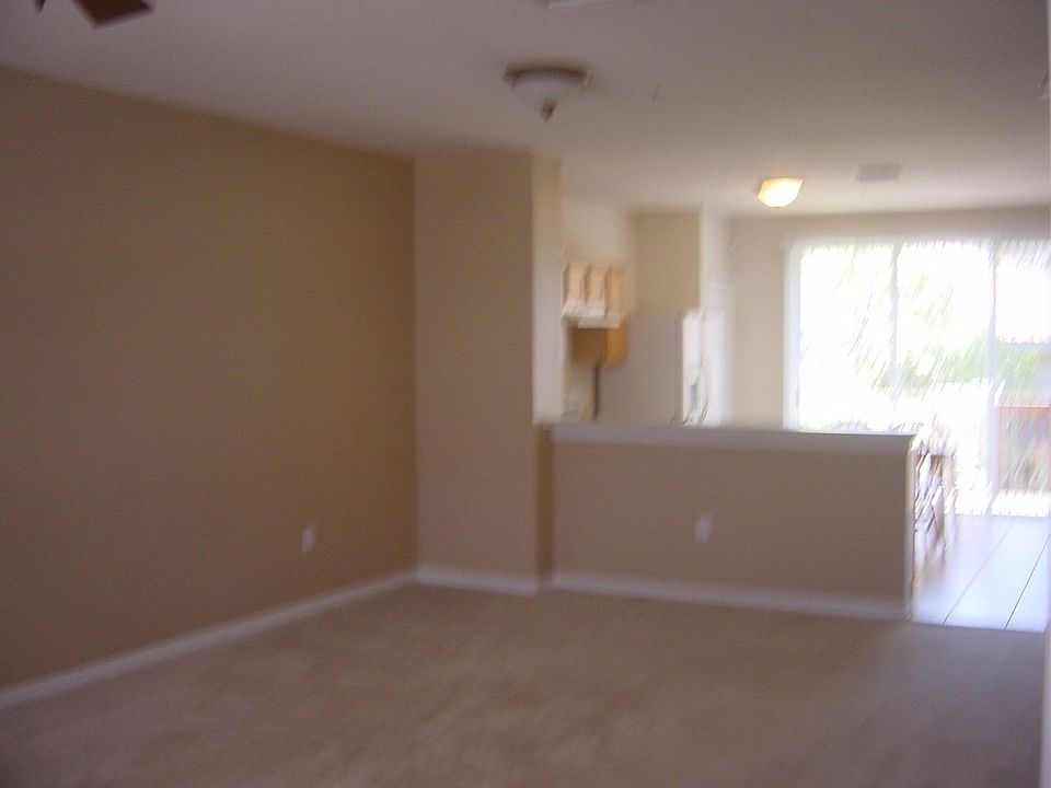 2nd image of 3175 Bayshore Oaks Dr