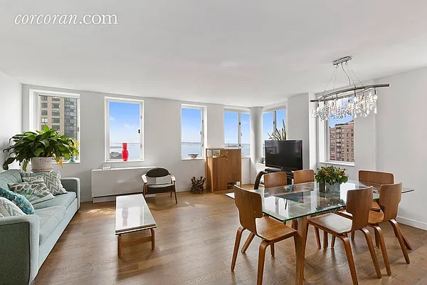 Rented by Corcoran | media 25