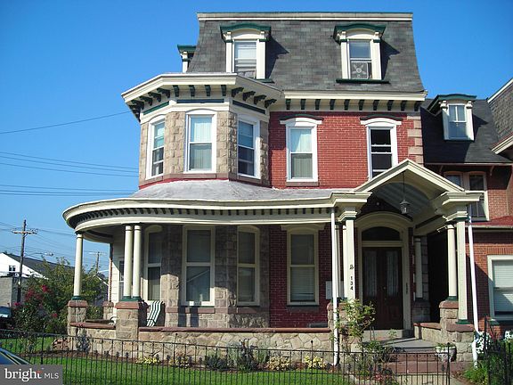 2nd image of 134 Gay St