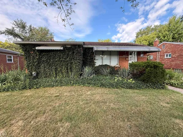 21121 Cunningham Ave, Warren, MI 48091