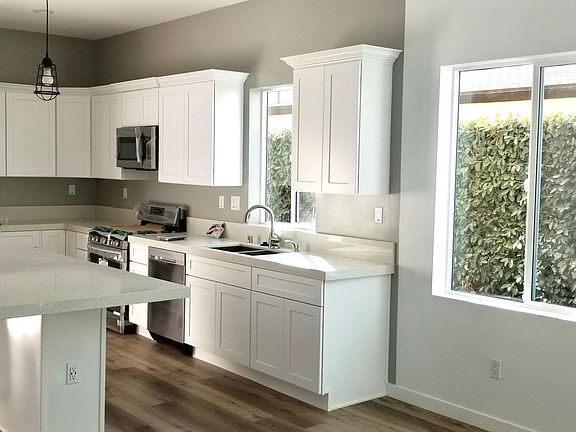 Appliances included. Open concept kitchen