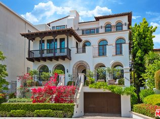 10445 Ashton Ave, Los Angeles, CA 90024