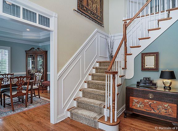 3rd image of 821 Pinegrove Ct