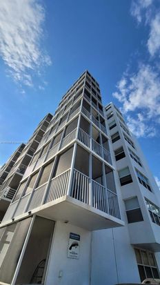 3660 NE 166th St APT 610, North Miami Beach, FL 33160