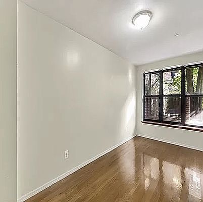 4th image of 15 W 129th St APT 1