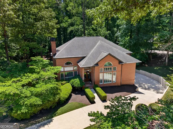 311 Chimney Sweep Cir, Peachtree City, GA 30269
