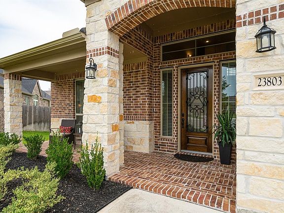 4th image of 23803 Hawthorn Dale Ct