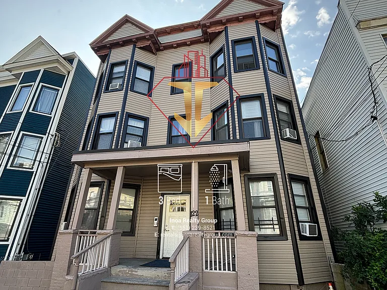 122 Randolph Ave #R3 — Photo 1
