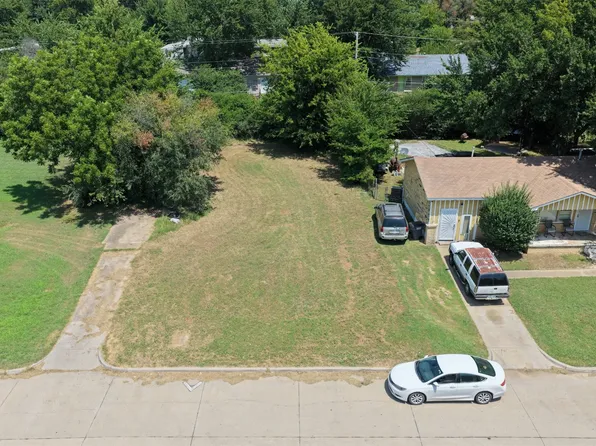 623 E 53rd St N, Tulsa, OK 74126