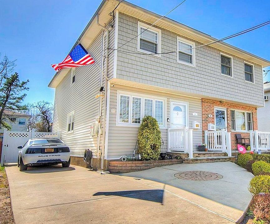 1st image of 38 Ainsworth Ave