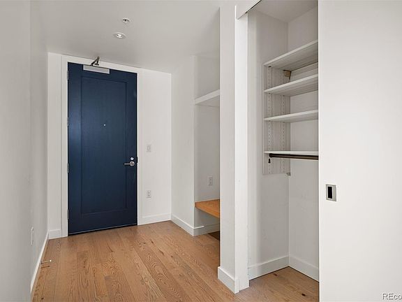 4th image of 1750 Wewatta Street #1129