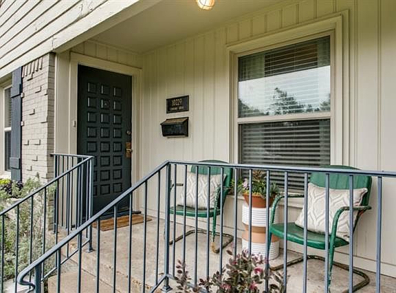 2nd image of 10229 Lynford Dr