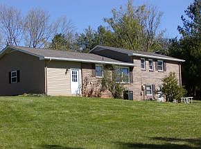 4th image of 2 Marion Ct