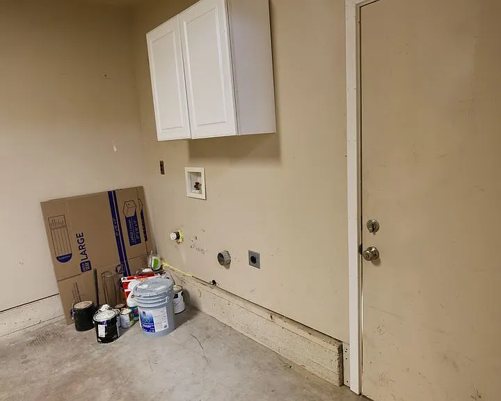 409 Russell St — Photo 14