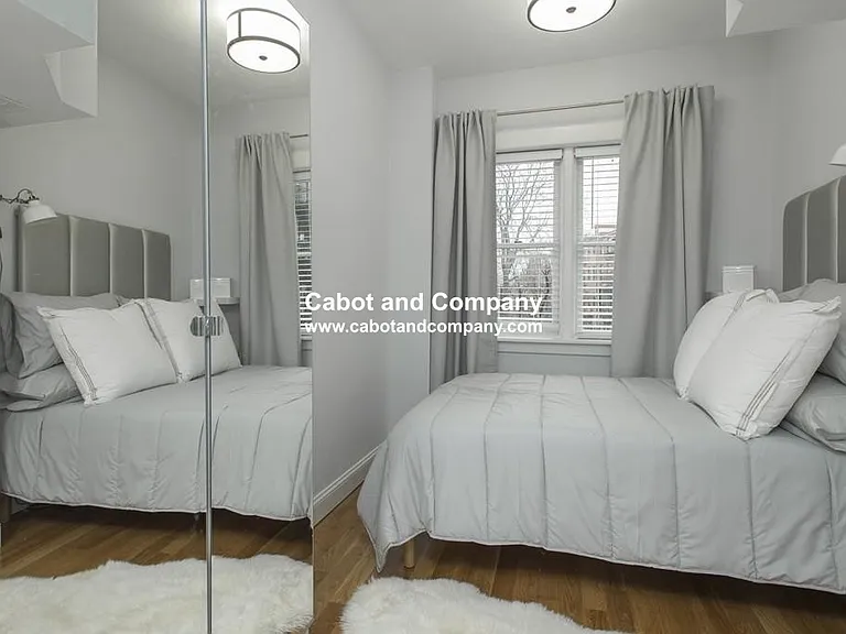 200 Warren Ave #4 — Photo 4
