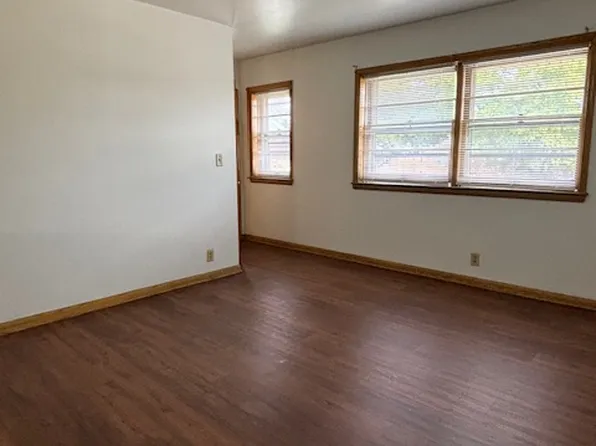3805 N 76th St APT 6, Milwaukee, WI 53222