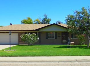 112 Carson Ave, Dumas, TX 79029