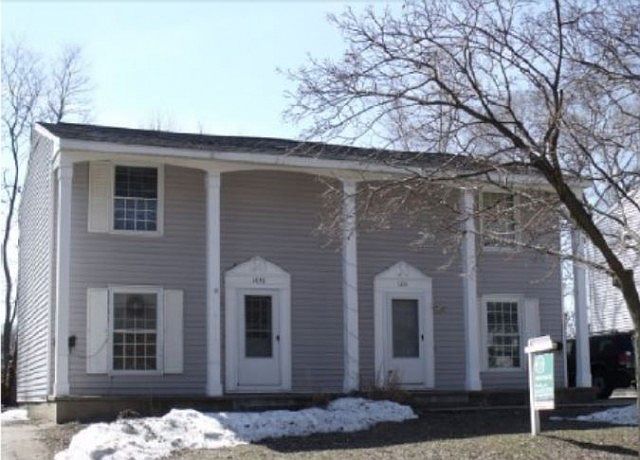 1st image of 1634 Pennoyer Ave #1636