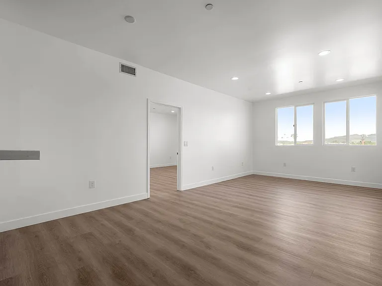 8248 Sepulveda Pl — Photo 8