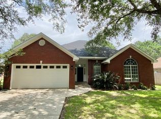 10451 Windmill Rd, Fairhope, AL 36532