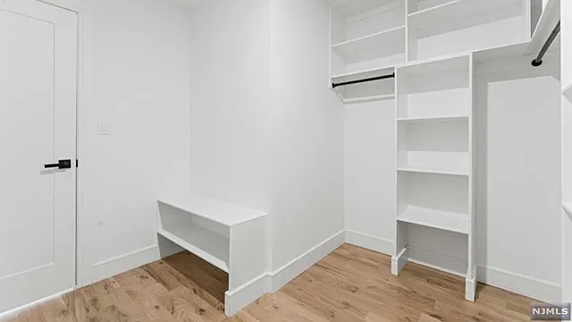 621 Valley Brook Ave #A — Photo 9