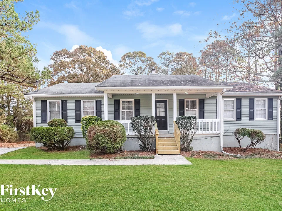 450 Old Towne Trl