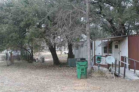 2nd image of 425 Beaver St