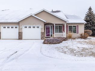 1222 34th Street Cir S, Moorhead, MN 56560