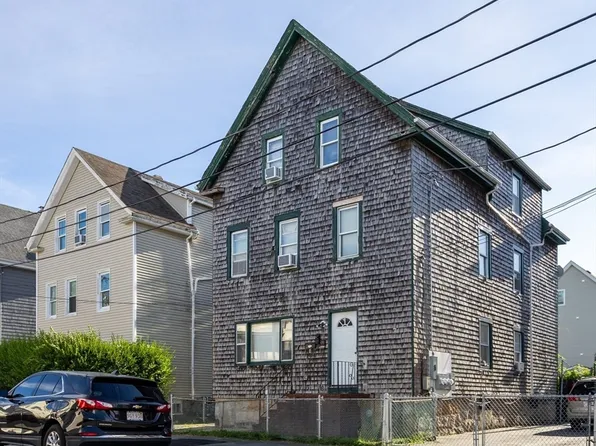 9 Abbott St, New Bedford, MA 02744