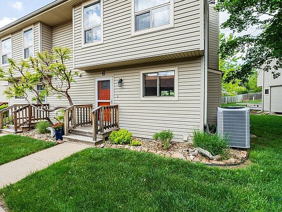 3rd image of 2904 S Cedar St APT 6