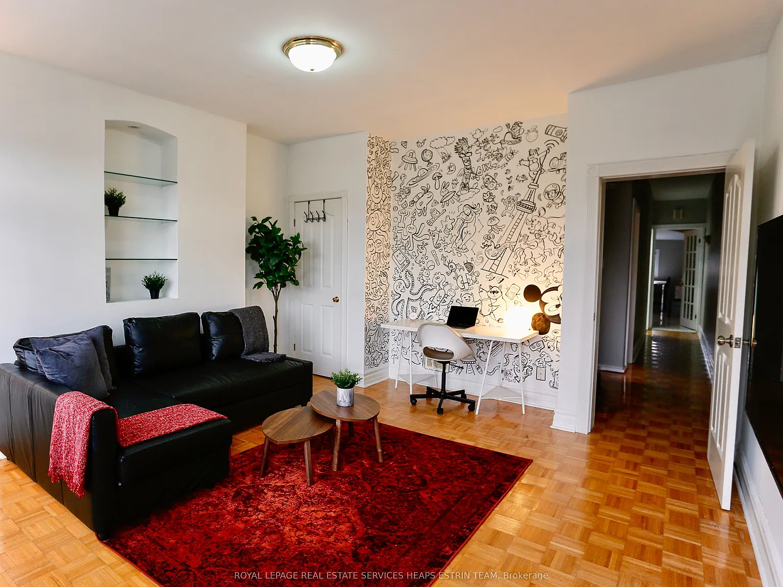 4 bed, $3,950 — Photo 1