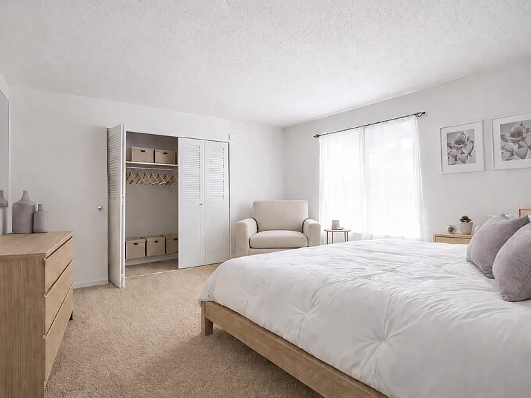 The Lodge Apartments — Photo 19