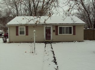 701 N Maplewood Dr, Rantoul, IL 61866