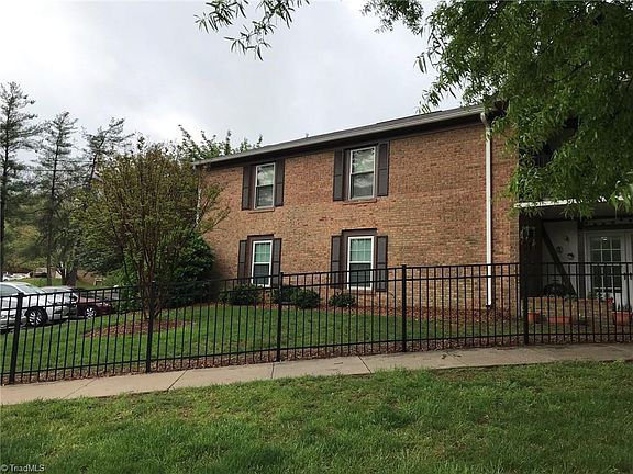 4th image of 4610 Lawndale Dr
