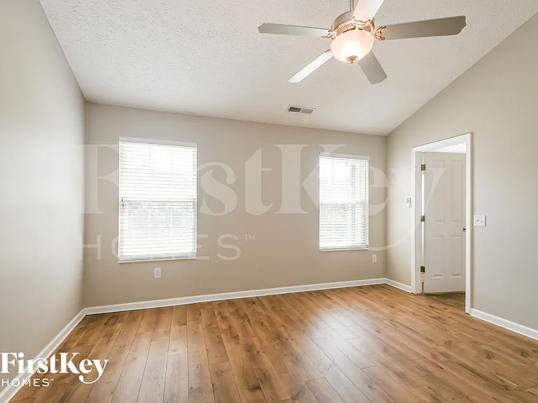 11263 Hearthstone Dr — Photo 7