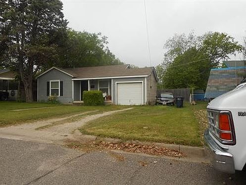 2nd image of 3604 Ramona Dr