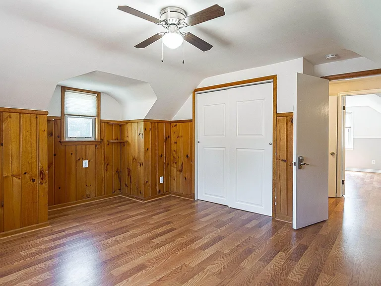 Sherwood Ct — Photo 26