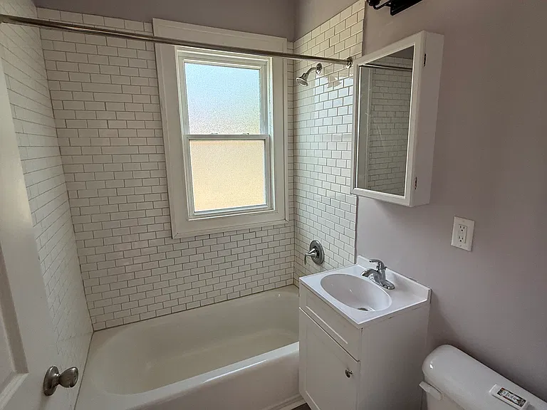 802 S Cedar St #3 — Photo 3