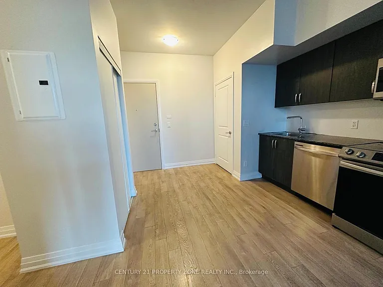 10 Meadowglen Pl #1003 — Photo 5