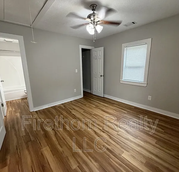534 Basin St — Photo 10