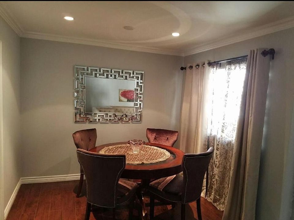 1st image of 1339 N Columbus Ave Unit 213