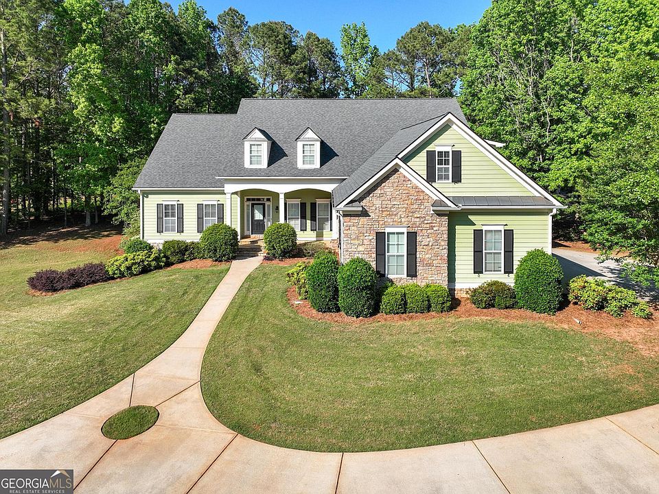 1st image of 260 Addison Dr