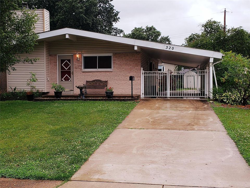 1st image of 320 Francisca Dr