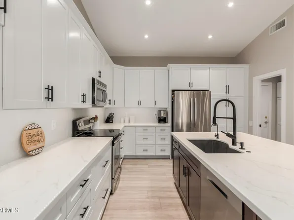 6357 W POTTER Drive, Glendale, AZ 85308