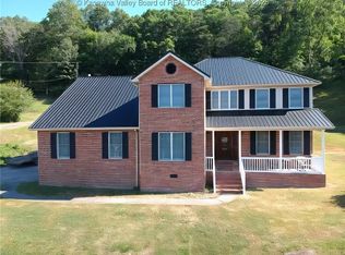 8124 Shaw Ave, Hamlin, WV 25523
