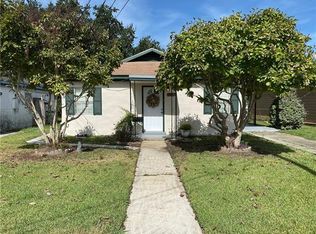 1007 Isbell St, Gretna, LA 70053