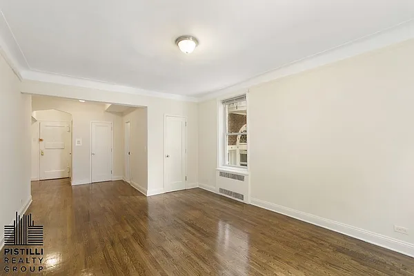 Rented by Pistilli Realty Group | media 20