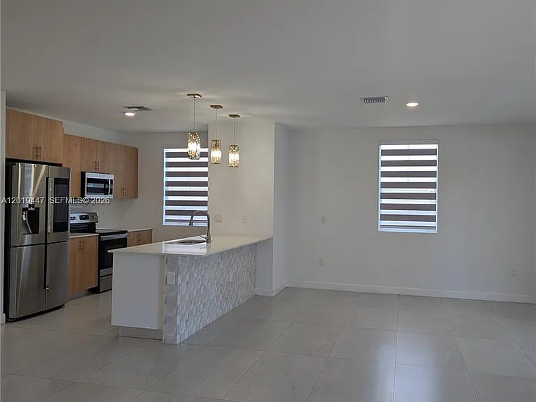 24721 SW 112th Ct — Photo 6
