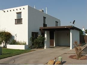 34 Calle Arroyo Seco NW