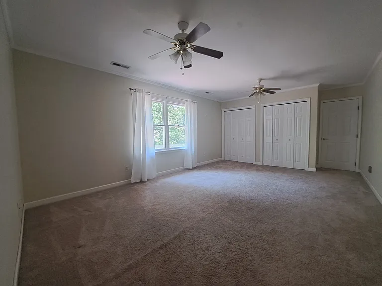 11 Roberts Rd — Photo 23